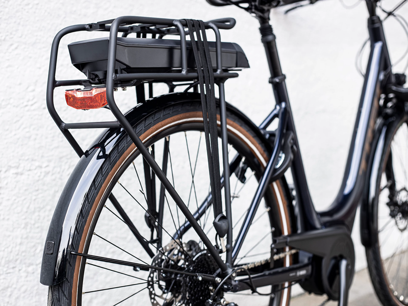 Trek Verve+ 2 Lowstep 300wh Electric Hybrid Bike in Blue-5